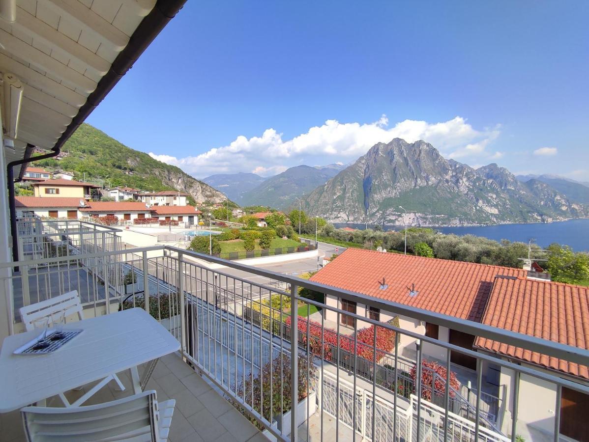 Iseolakerental - Costa Del Sole Riva di Solto Exteriér fotografie
